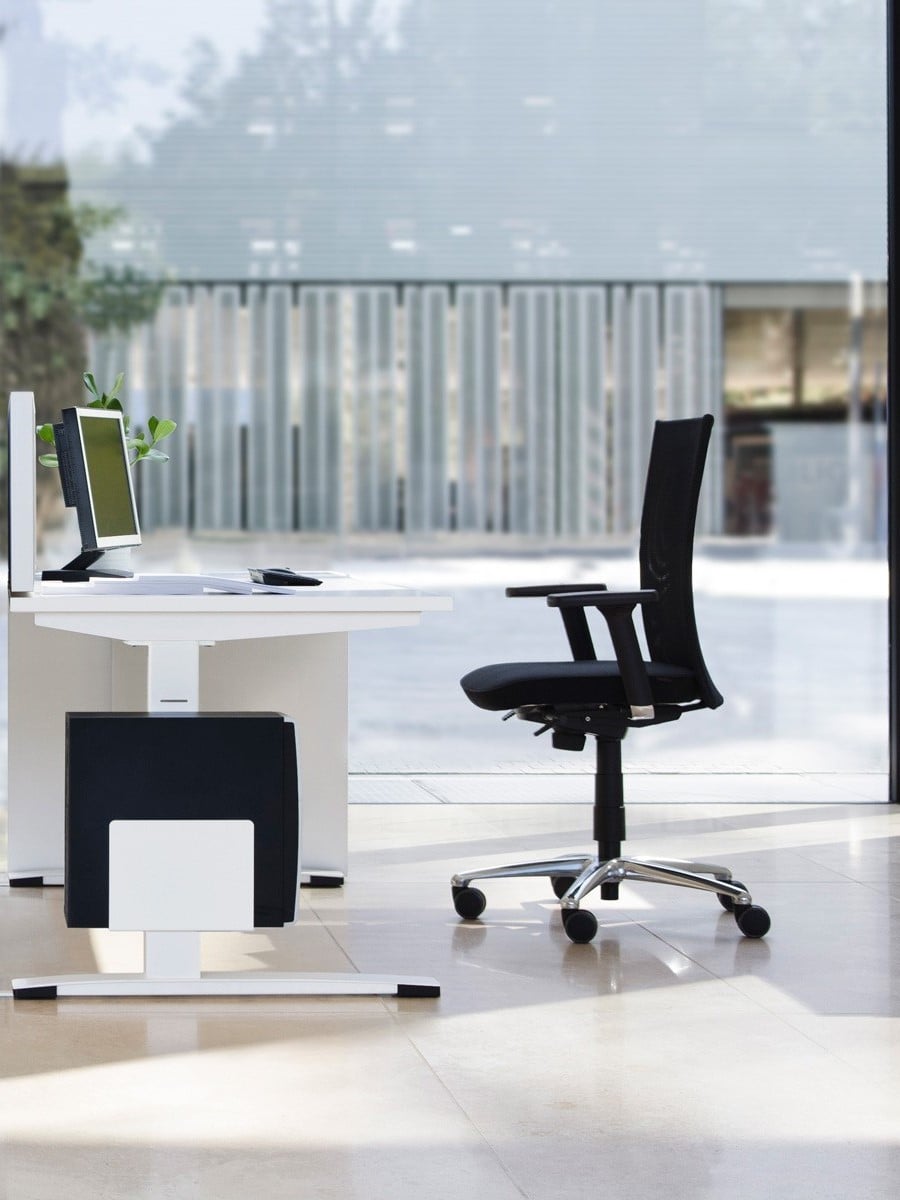 Vario – z.B. Schreibtisch "Stage" für 42,50 € / Monat